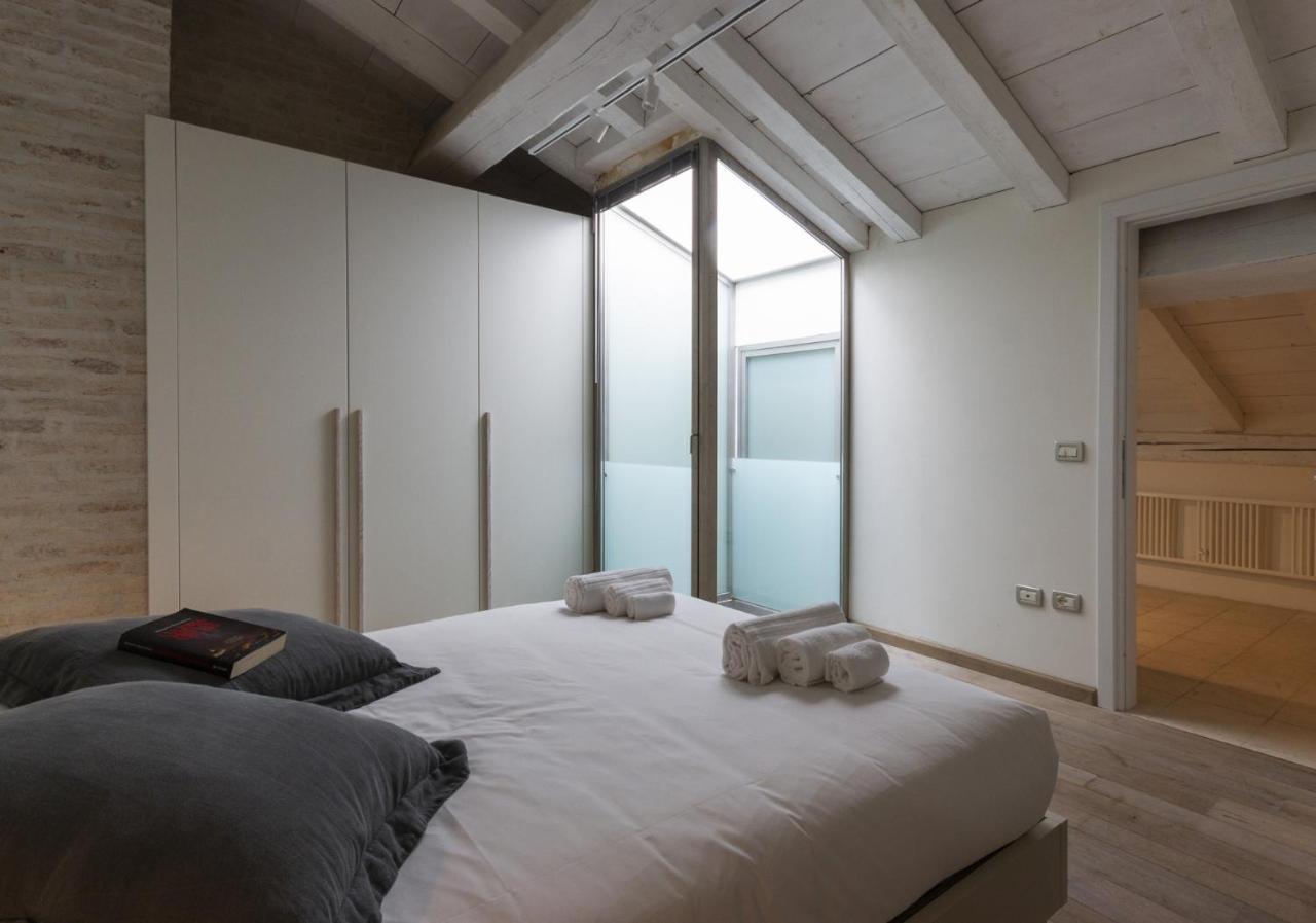 Smeraldo Suite - Smart Holiday Mantova Ngoại thất bức ảnh